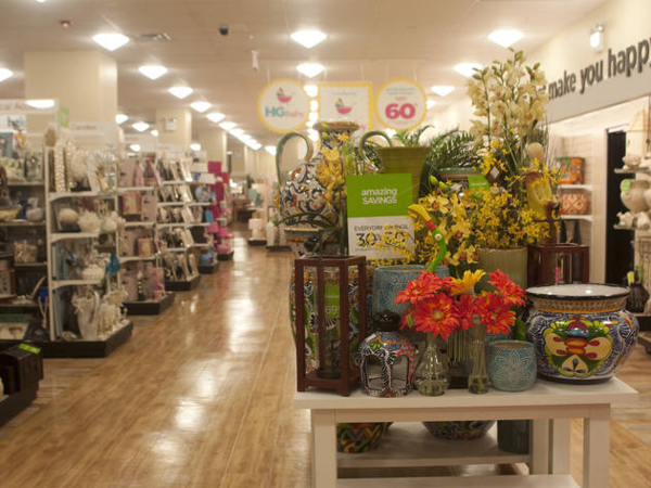 HomeGoods visual merchandising | Shopify Retail blog