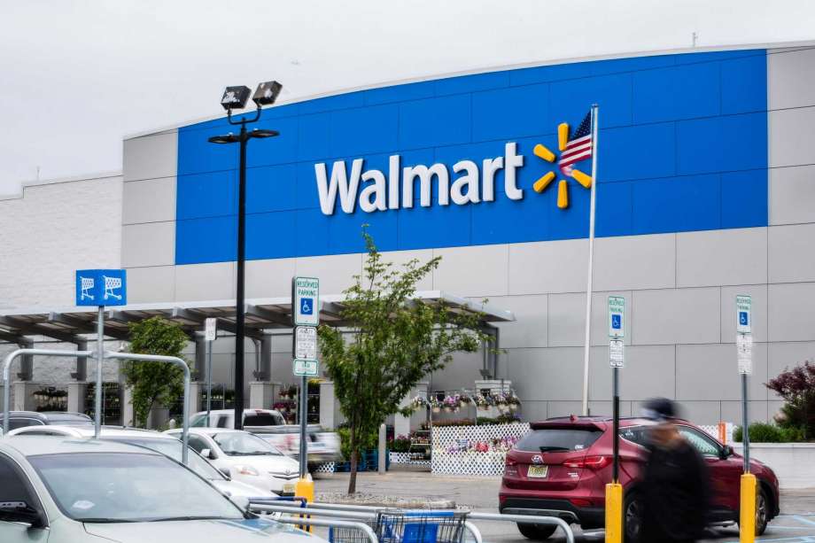 A Walmart store in Secaucus, New Jersey, on May 16, 2018. Photo: Bloomberg Photo By Timothy Fadek. / Â© 2018 Bloomberg Finance LP