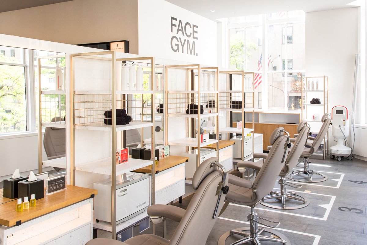 Saks Fifth Avenue''s New Beauty Floor Redefines the Future of Beauty –  WindowsWear