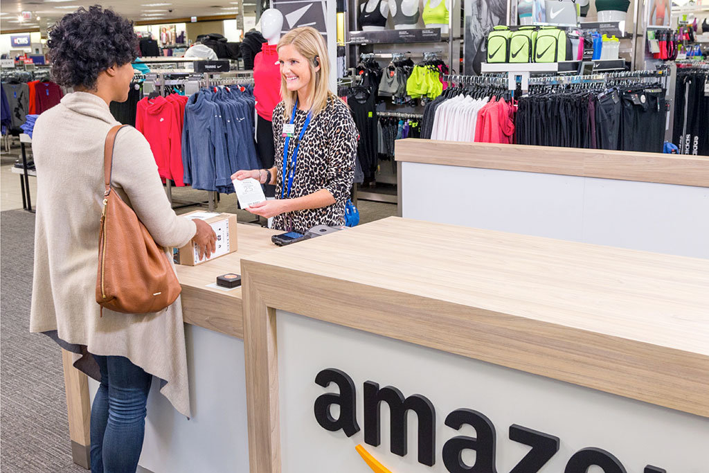 Kohl’s took a calculated risk with a deal to let shoppers return Amazon purchases at 100 Kohl’s stores.